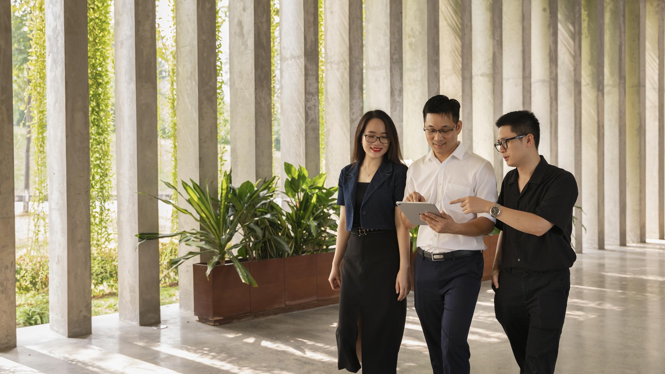 'Học tập, làm theo Bác phải trở thành 'cơm ăn nước uống''