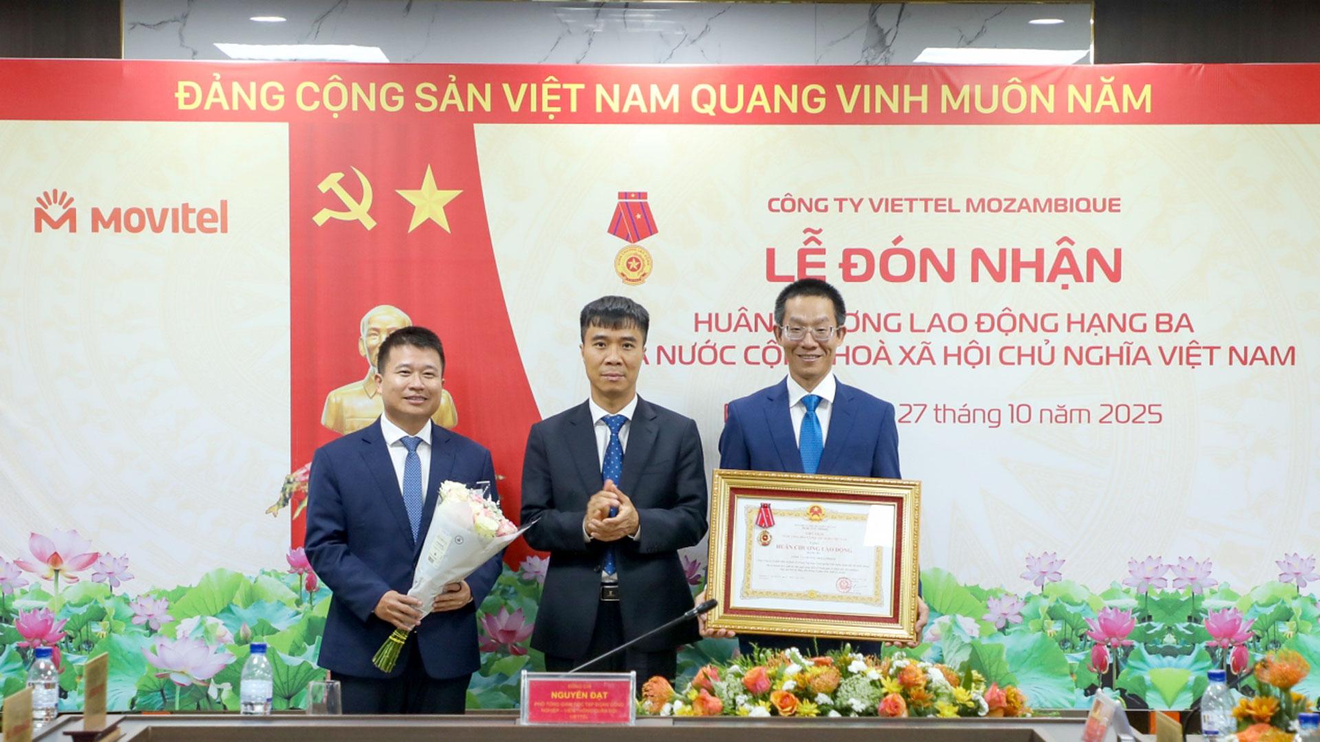 Movitel vinh dự đón nhận Huân chương Lao động hạng Ba