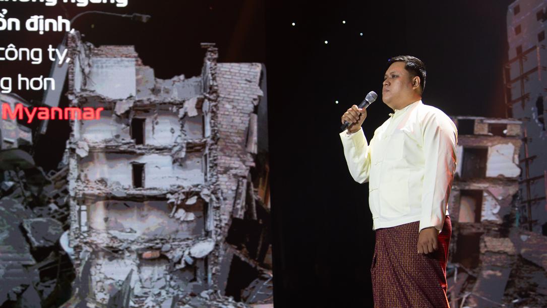 Điểm tựa Viettel khi cả thế giới sụp đổ