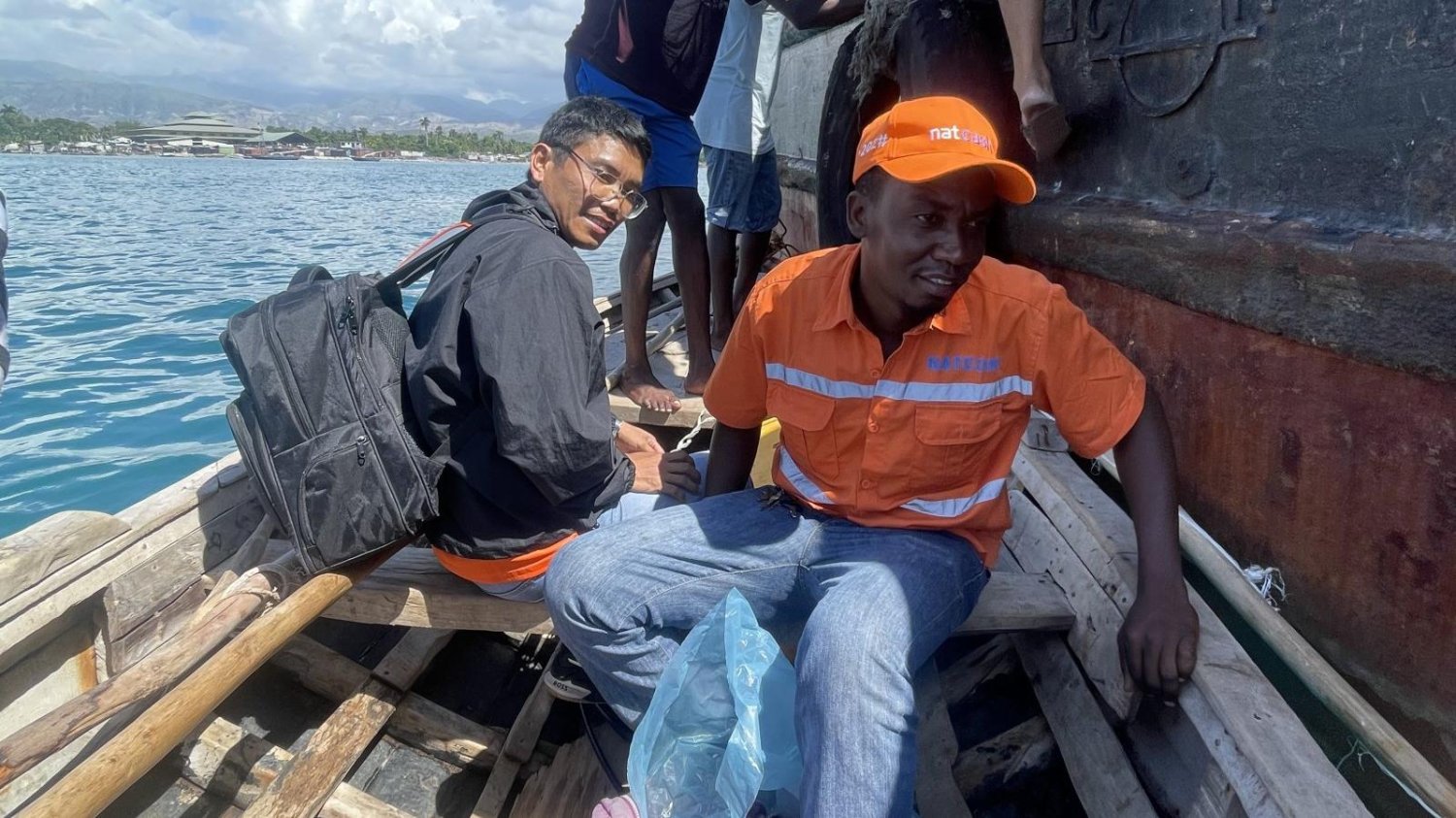 Người Viettel lên tàu 'Ngọc trai đen', vượt Caribe cứu cáp trục miền Bắc Haiti