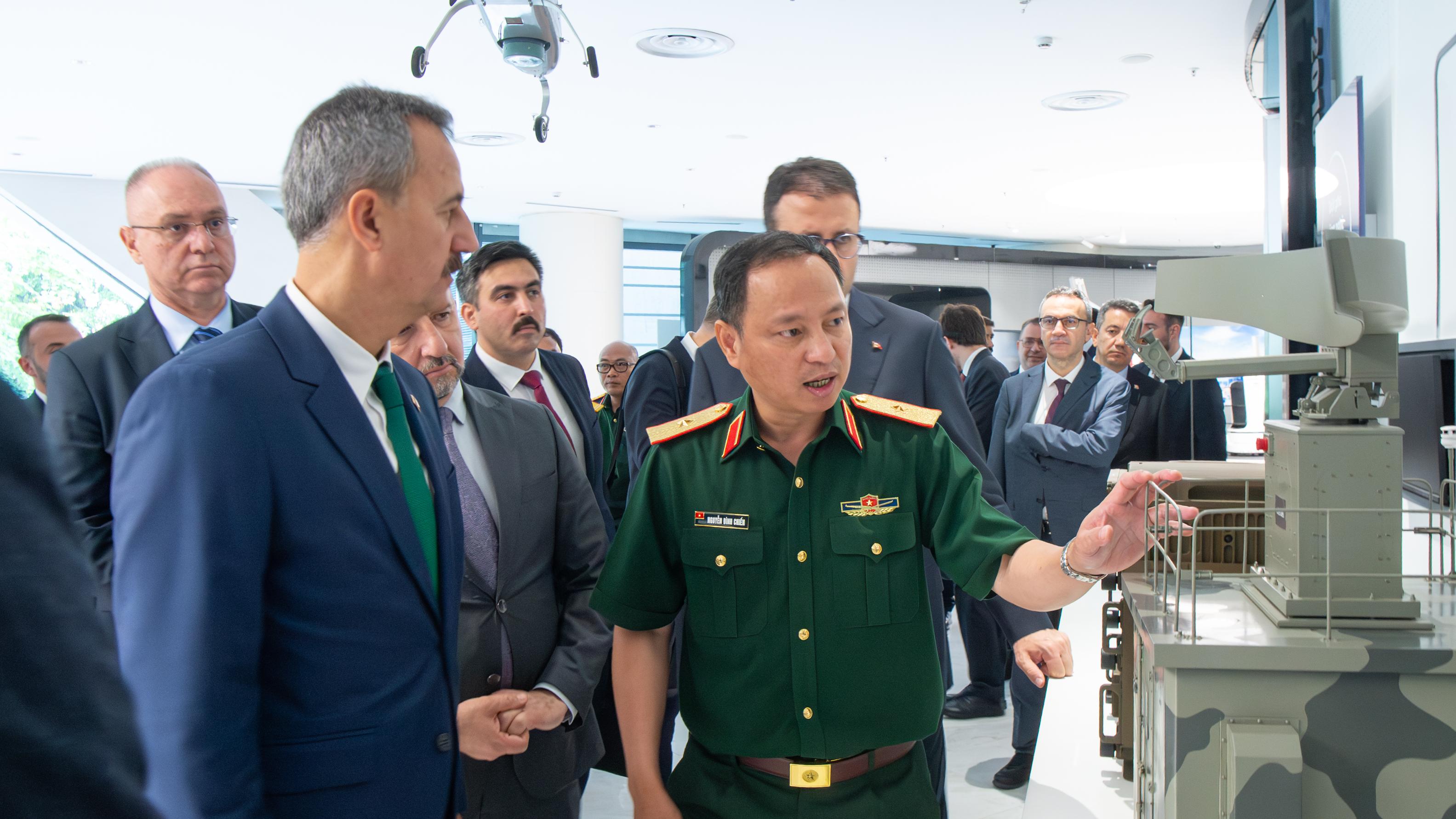 Cơ quan quốc phòng Thổ Nhĩ Kỳ muốn hợp tác ‘không giới hạn’ với Viettel