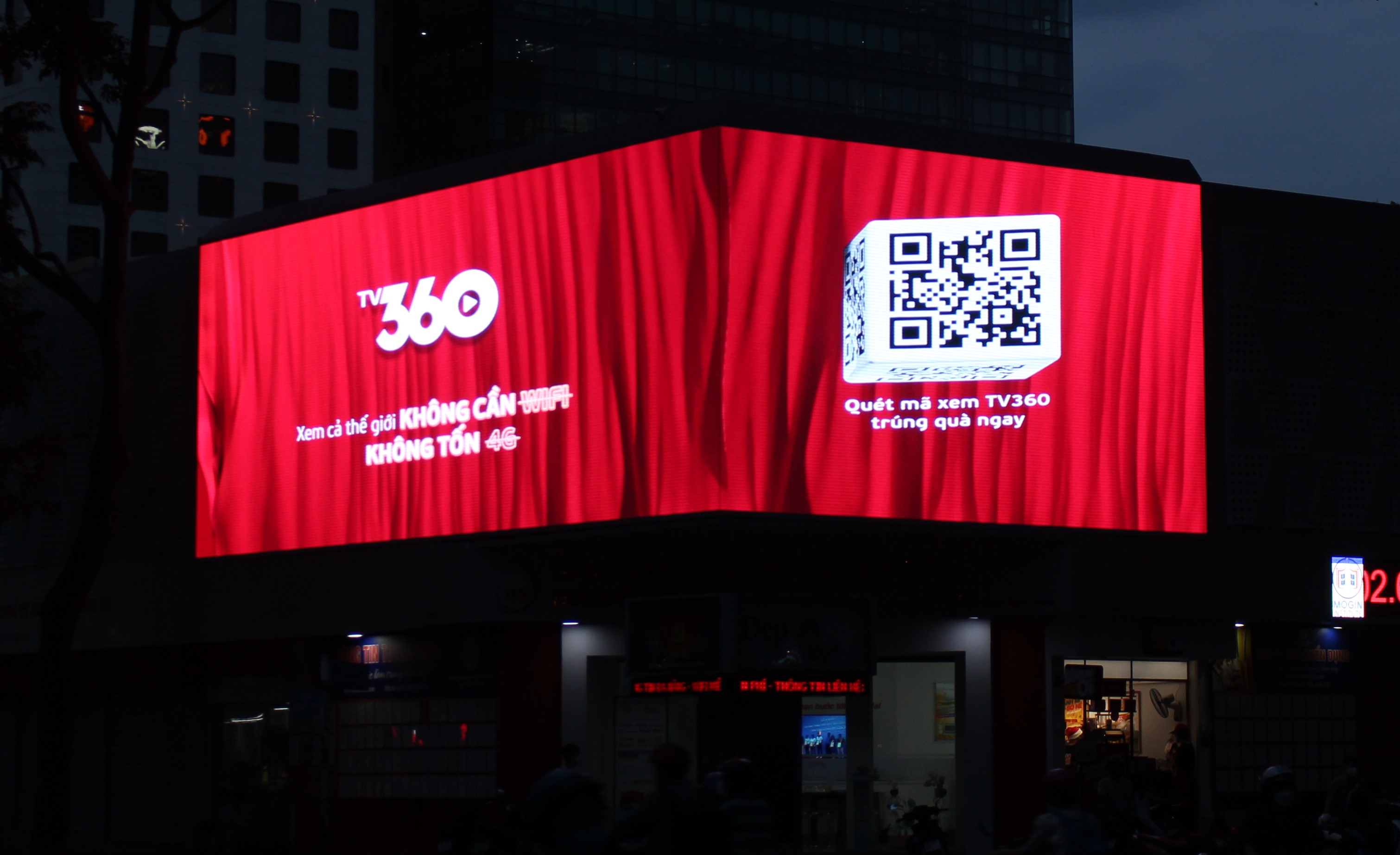 TV360 gây ấn tượng mạnh bằng quảng cáo 3D đầu tiên Việt Nam - Cổng ...